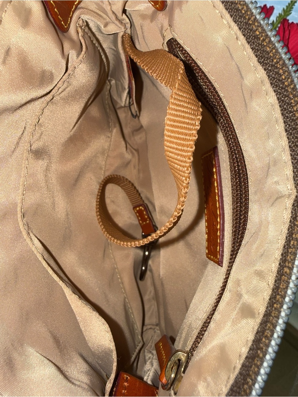 Dooney & Bourke Navy NWT Nylon Crossbody with Brown Leather Trim - Picture 3 of 9